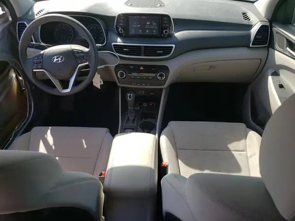 KM8J23A40KU951999 2019 HYUNDAI TUCSON - Image 8