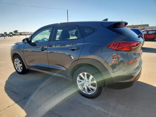 KM8J23A40KU955261 2019 HYUNDAI TUCSON - Image 2