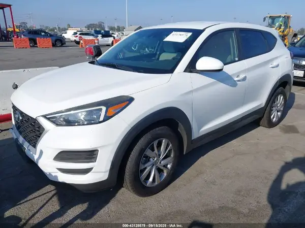 KM8J23A40KU971167 2019 HYUNDAI TUCSON - Image 2