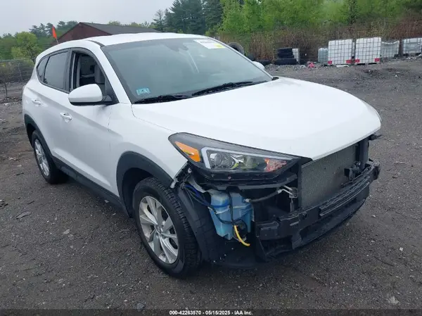 KM8J23A40KU974473 2019 HYUNDAI TUCSON - Image 1