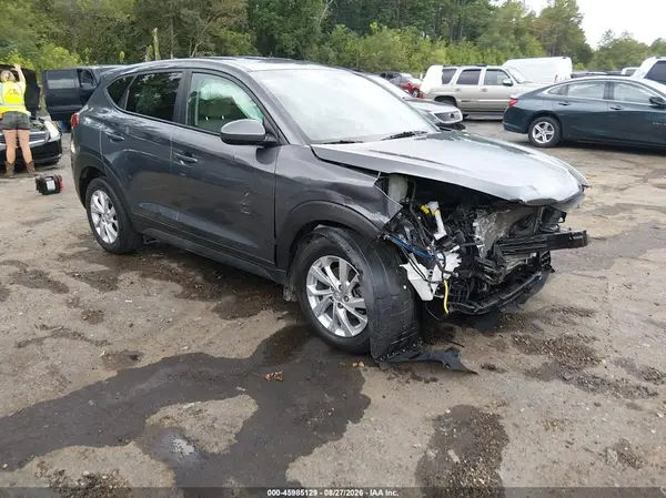 KM8J23A40KU985621 2019 HYUNDAI TUCSON - Image 1