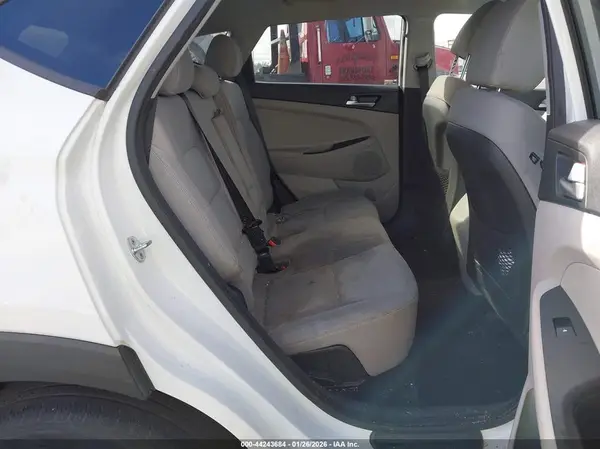 KM8J23A40LU271991 2020 HYUNDAI TUCSON - Image 8