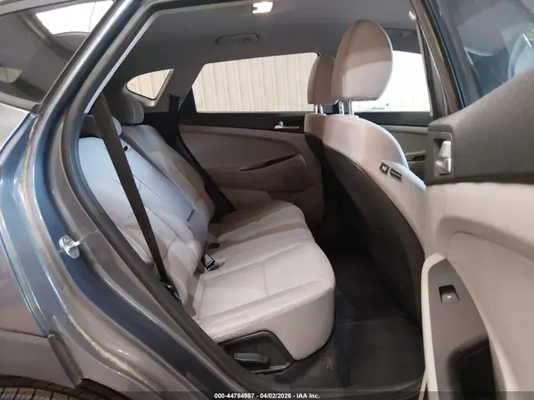 KM8J23A40MU288663 2021 HYUNDAI TUCSON - Image 8