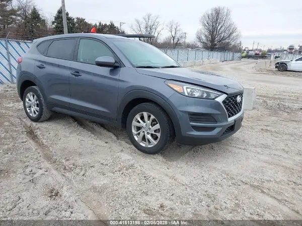 KM8J23A40MU299596 2021 HYUNDAI TUCSON - Image 1