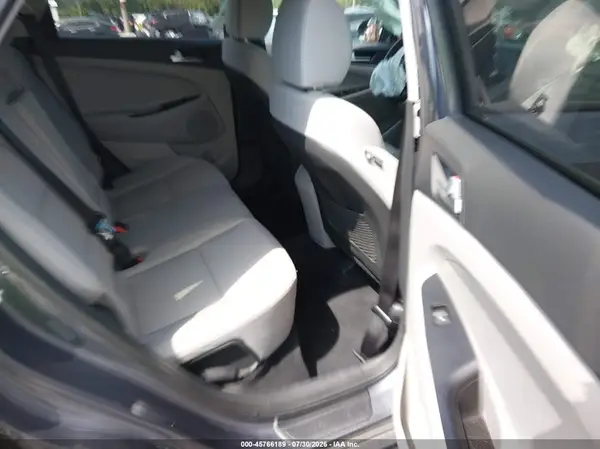 KM8J23A40MU313304 2021 HYUNDAI TUCSON - Image 8