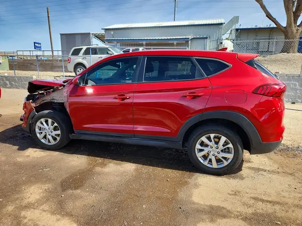 KM8J23A40MU384177 2021 HYUNDAI TUCSON - Image 2