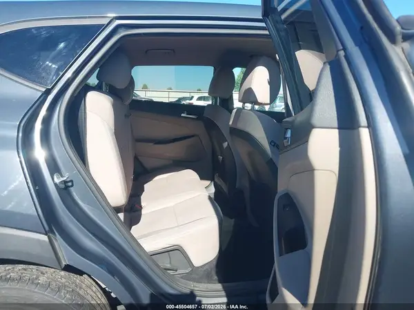 KM8J23A40MU385815 2021 HYUNDAI TUCSON - Image 8
