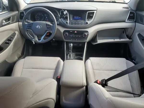 KM8J23A41GU039549 2016 HYUNDAI TUCSON - Image 8