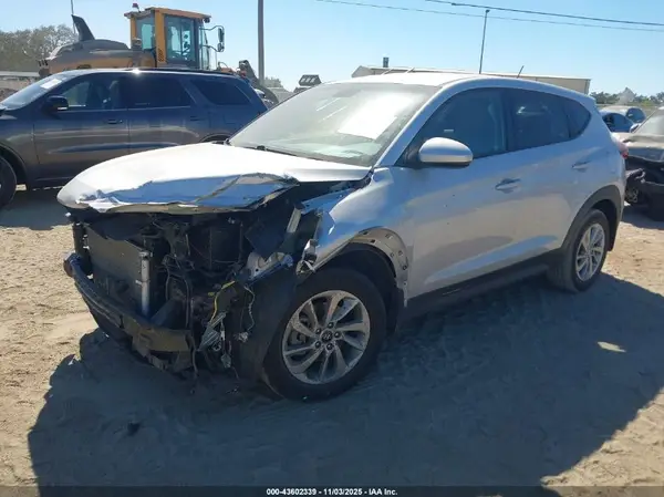 KM8J23A41GU076309 2016 HYUNDAI TUCSON - Image 2