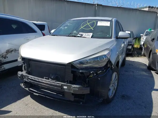 KM8J23A41GU089478 2016 HYUNDAI TUCSON - Image 2