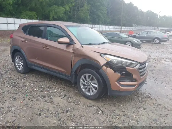 KM8J23A41GU145404 2016 HYUNDAI TUCSON - Image 1