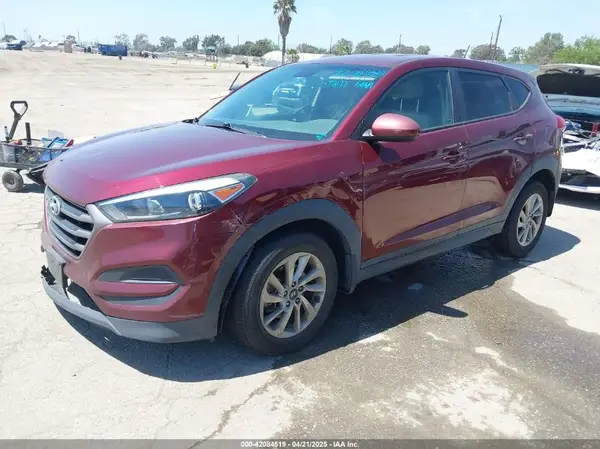 KM8J23A41GU196420 2016 HYUNDAI TUCSON - Image 2