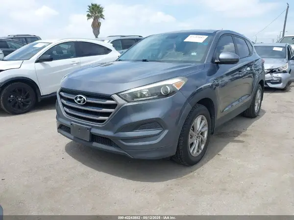 KM8J23A41GU239282 2016 HYUNDAI TUCSON - Image 2
