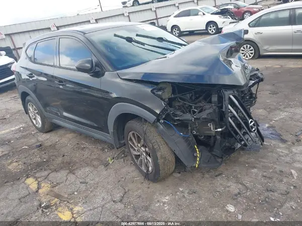 KM8J23A41HU262112 2017 HYUNDAI TUCSON - Image 1