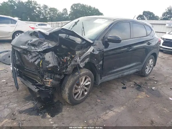 KM8J23A41HU262112 2017 HYUNDAI TUCSON - Image 2