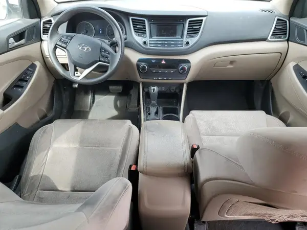 KM8J23A41HU262952 2017 HYUNDAI TUCSON - Image 8