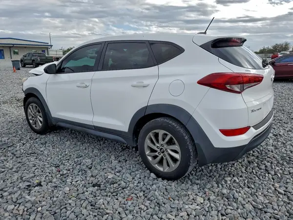 KM8J23A41HU286149 2017 HYUNDAI TUCSON - Image 2
