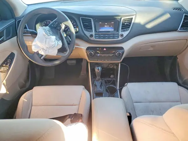 KM8J23A41HU286149 2017 HYUNDAI TUCSON - Image 8