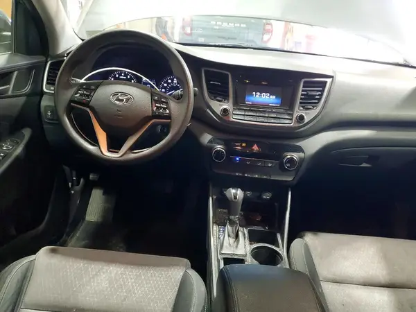 KM8J23A41HU301328 2017 HYUNDAI TUCSON - Image 8
