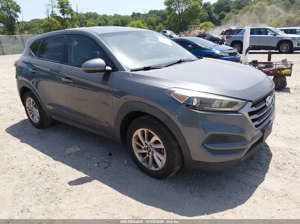 KM8J23A41HU303144 2017 HYUNDAI TUCSON - Image 1