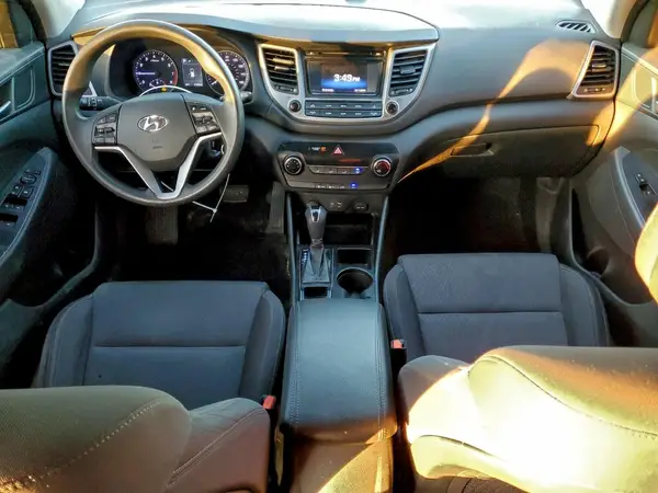 KM8J23A41HU303368 2017 HYUNDAI TUCSON - Image 8