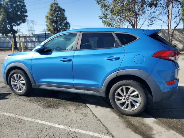 KM8J23A41HU375803 2017 HYUNDAI TUCSON - Image 2