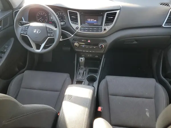KM8J23A41HU375803 2017 HYUNDAI TUCSON - Image 8