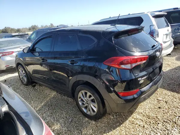 KM8J23A41HU379298 2017 HYUNDAI TUCSON - Image 2