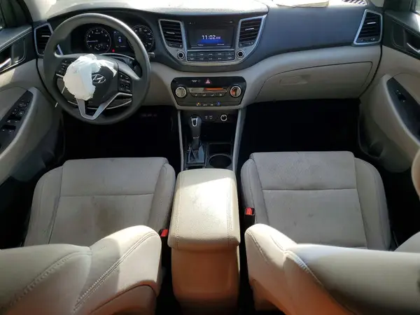 KM8J23A41HU386462 2017 HYUNDAI TUCSON - Image 8