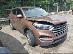KM8J23A41HU441220 2017 HYUNDAI TUCSON