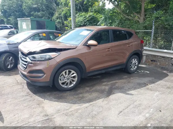 KM8J23A41HU441220 2017 HYUNDAI TUCSON - Image 2