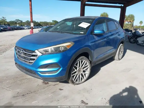 KM8J23A41HU463105 2017 HYUNDAI TUCSON - Image 2