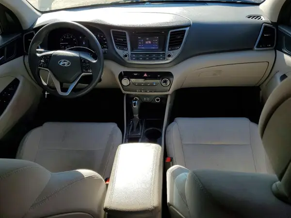 KM8J23A41HU532794 2017 HYUNDAI TUCSON - Image 8