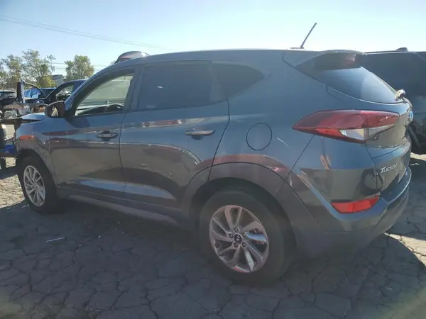 KM8J23A41HU537767 2017 HYUNDAI TUCSON - Image 2