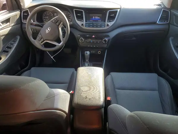 KM8J23A41HU569182 2017 HYUNDAI TUCSON - Image 8