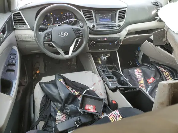 KM8J23A41HU592638 2017 HYUNDAI TUCSON - Image 8