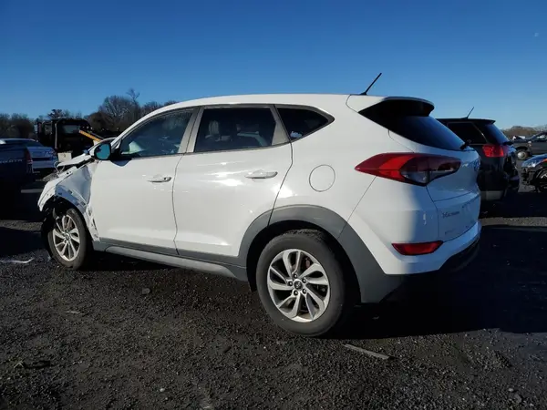 KM8J23A41JU618998 2018 HYUNDAI TUCSON - Image 2