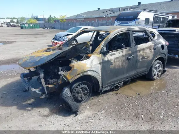 KM8J23A41JU636949 2018 HYUNDAI TUCSON - Image 2