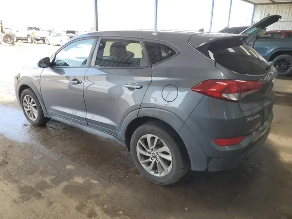 KM8J23A41JU644761 2018 HYUNDAI TUCSON - Image 2