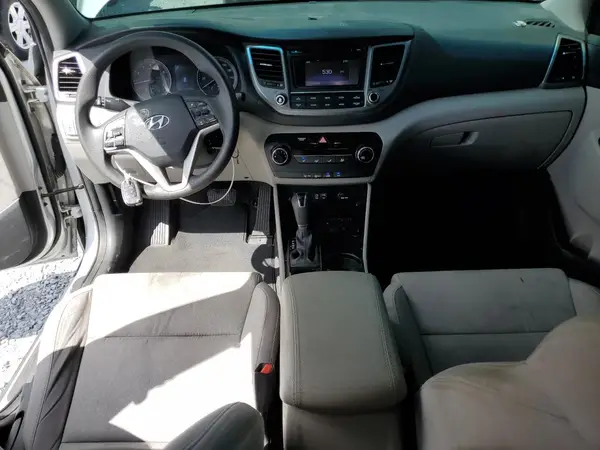 KM8J23A41JU693720 2018 HYUNDAI TUCSON - Image 8