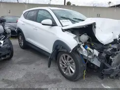 KM8J23A41JU696665 2018 HYUNDAI TUCSON