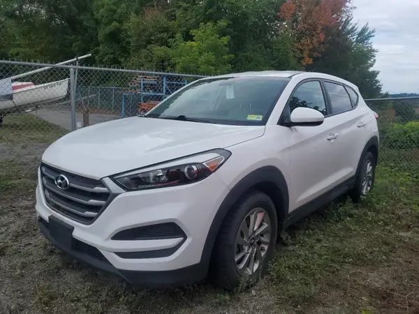 KM8J23A41JU726991 2018 HYUNDAI TUCSON - Image 2