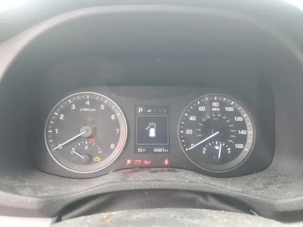 KM8J23A41JU726991 2018 HYUNDAI TUCSON - Image 8