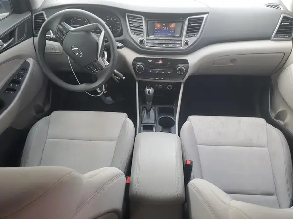 KM8J23A41JU736467 2018 HYUNDAI TUCSON - Image 8