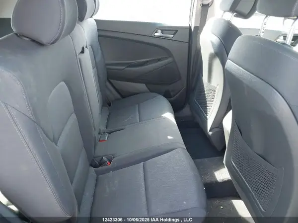 KM8J23A41JU762390 2018 HYUNDAI TUCSON - Image 8