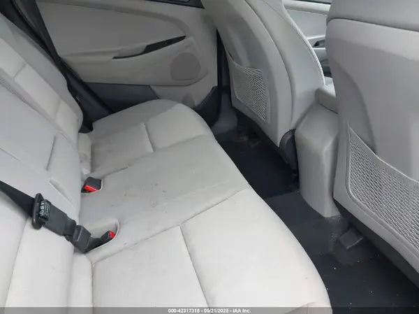 KM8J23A41JU772319 2018 HYUNDAI TUCSON - Image 8