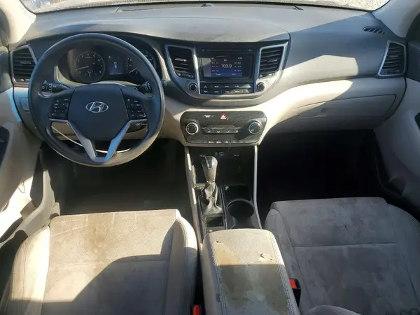 KM8J23A41JU807294 2018 HYUNDAI TUCSON - Image 8