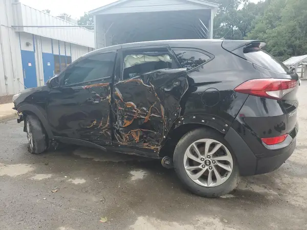 KM8J23A41JU812236 2018 HYUNDAI TUCSON - Image 2