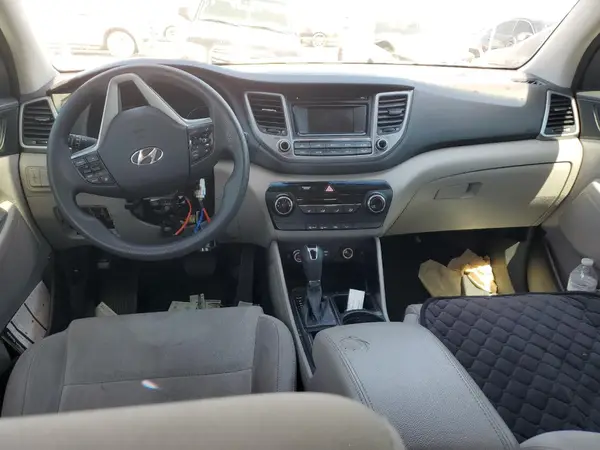 KM8J23A41JU813287 2018 HYUNDAI TUCSON - Image 8