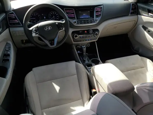 KM8J23A41JU813354 2018 HYUNDAI TUCSON - Image 8